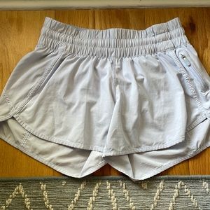 Lululemon track that low rise 4” short